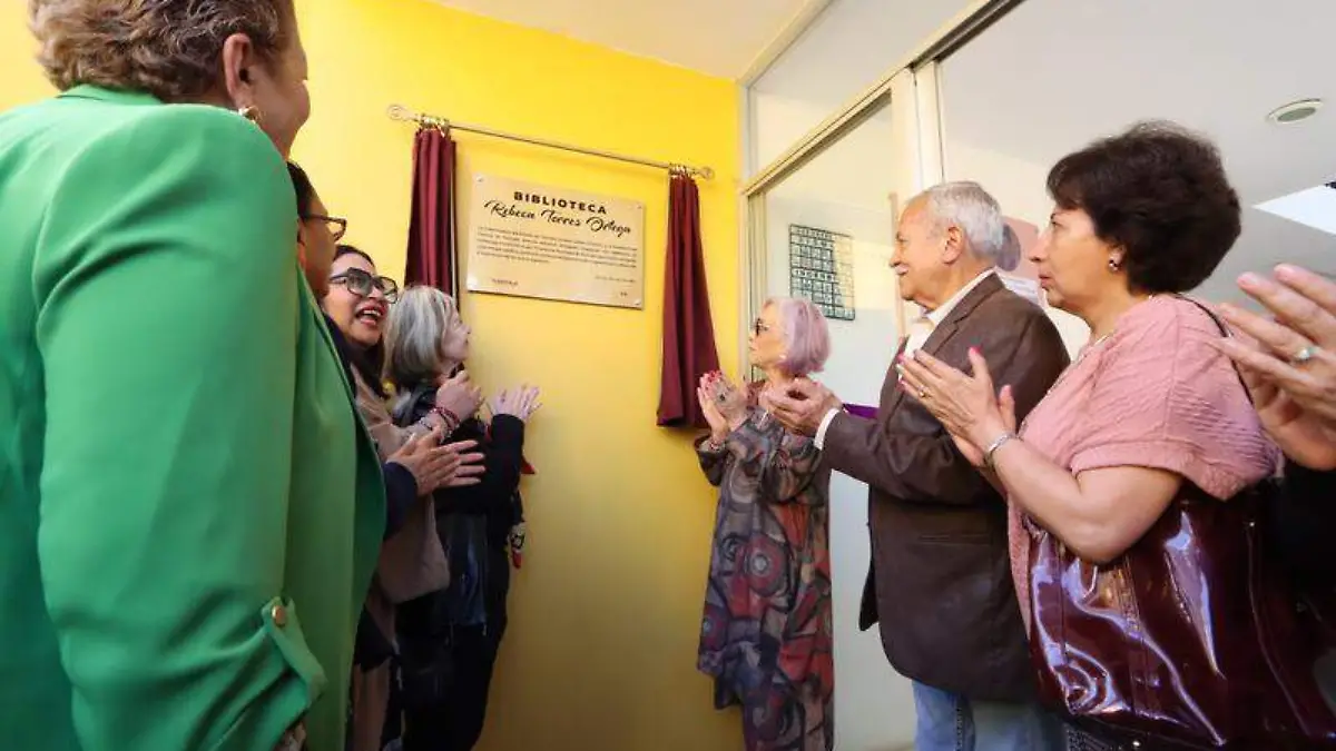 inauguración biblioteca 1